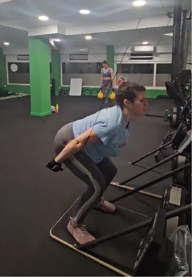 fitness alicante bfitness ejercicio funcional mujer